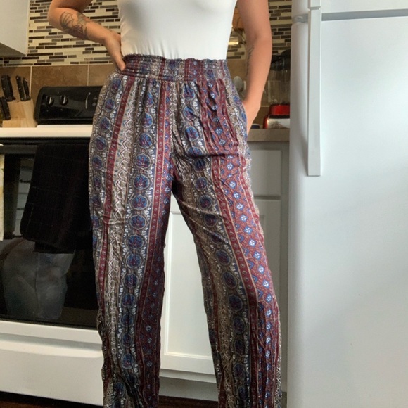 Abercrombie & Fitch Pants - Abercrombie & Fitch boho pants! 🦋 3/$20!